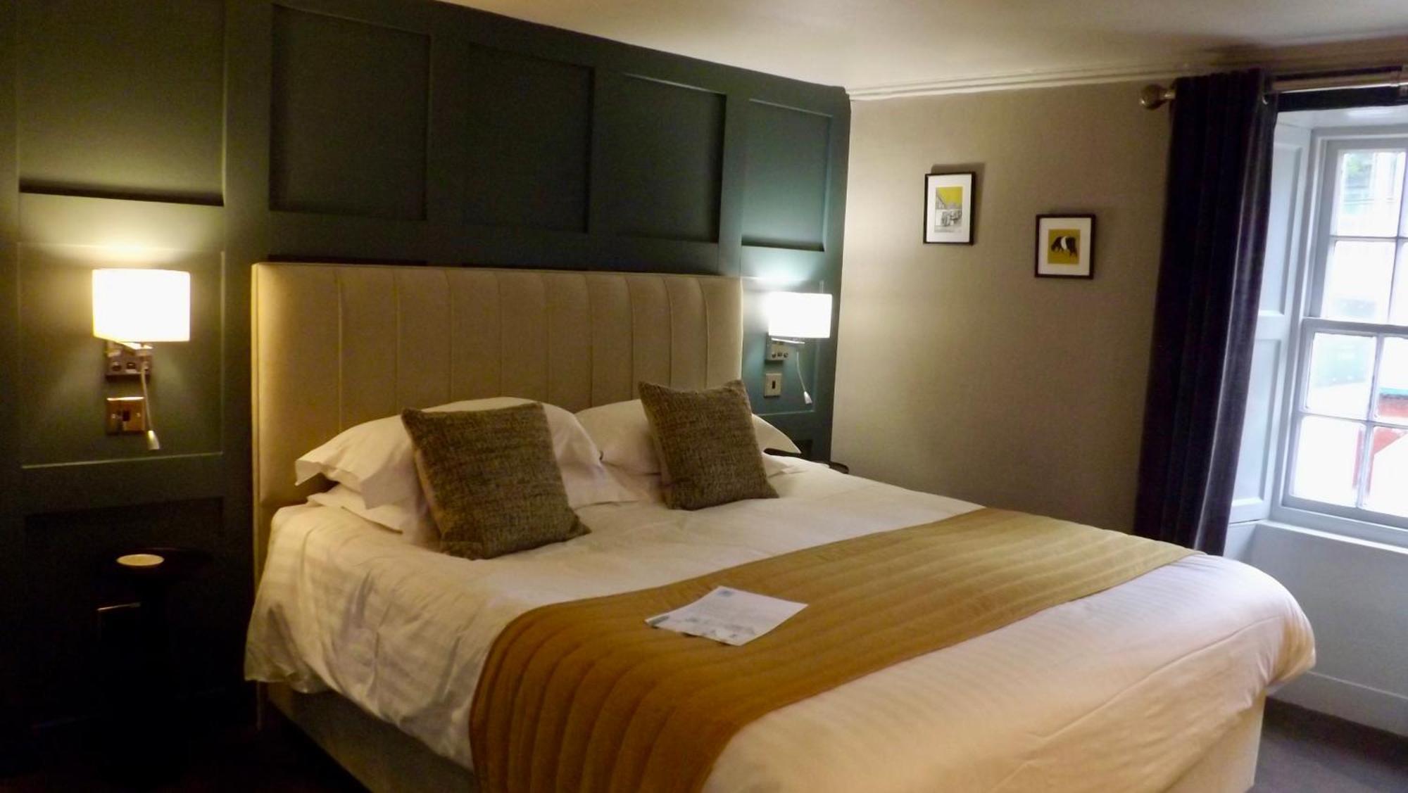 Selkirk Arms Hotel 커쿠브리 외부 사진