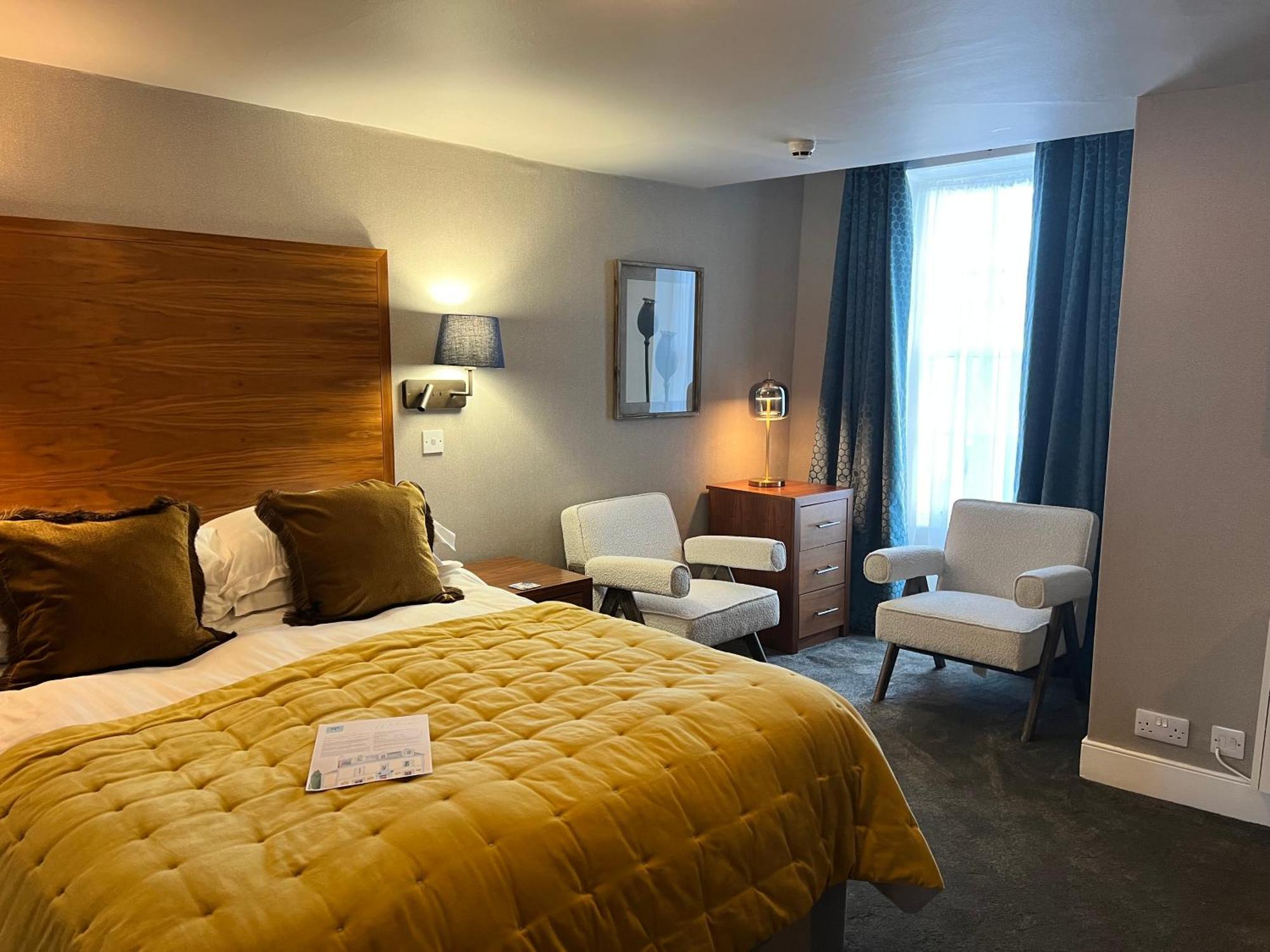 Selkirk Arms Hotel 커쿠브리 외부 사진