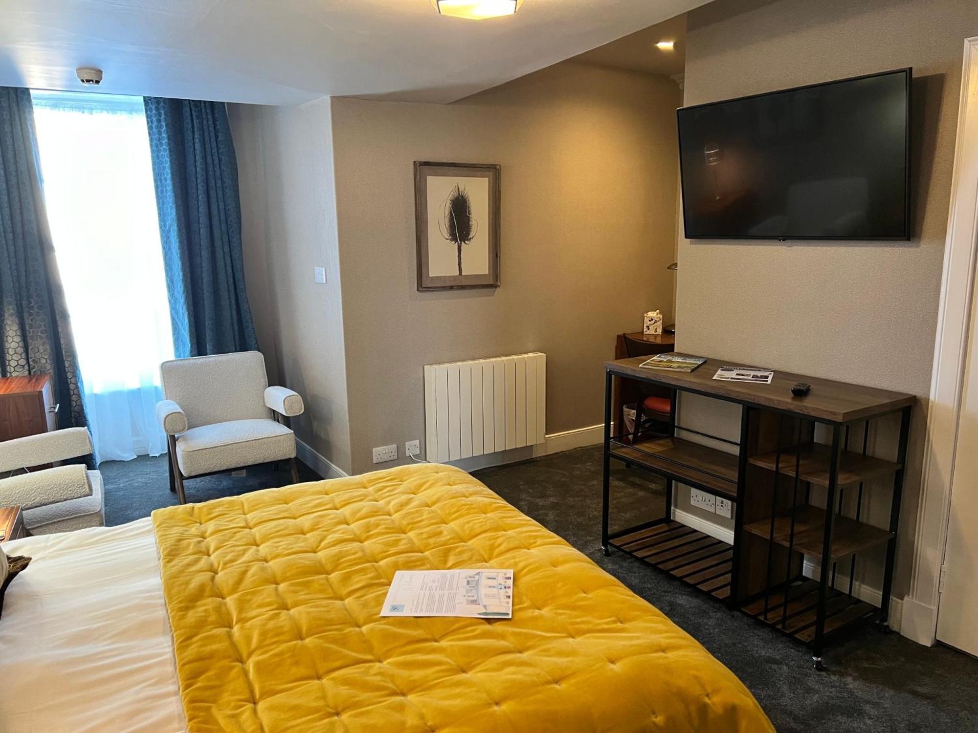Selkirk Arms Hotel 커쿠브리 외부 사진