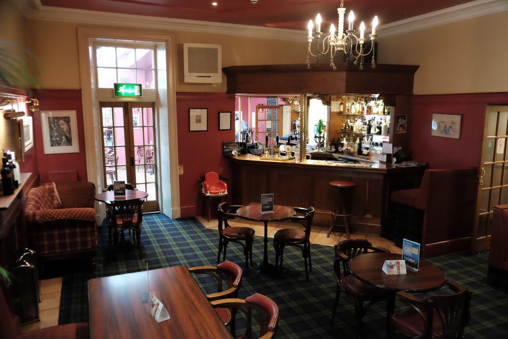 Selkirk Arms Hotel 커쿠브리 외부 사진
