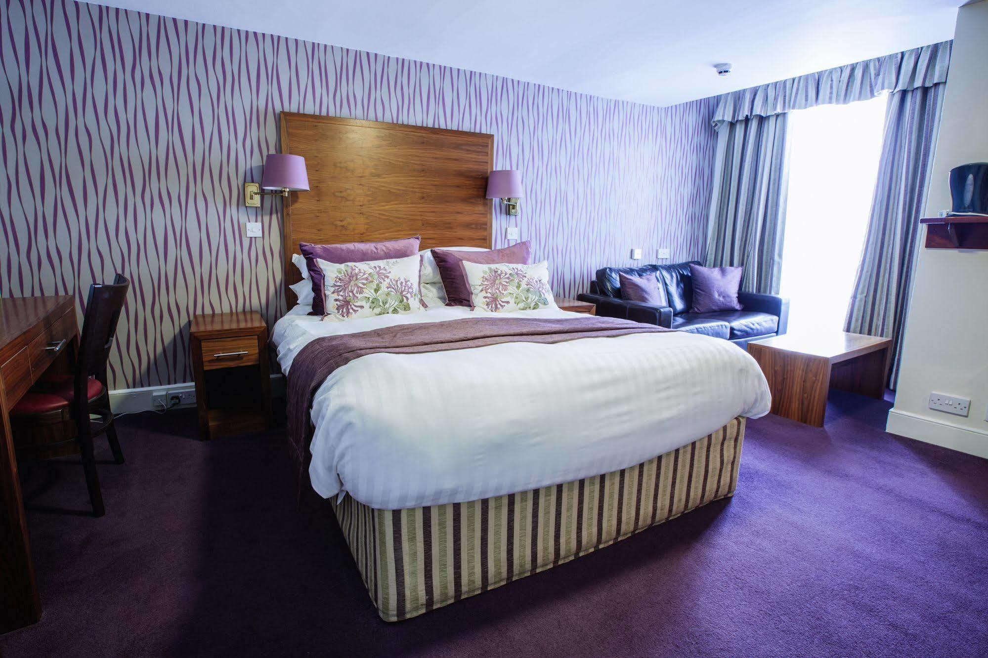 Selkirk Arms Hotel 커쿠브리 외부 사진